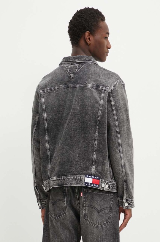 Odzież Tommy Jeans kurtka DM0DM19362 czarny