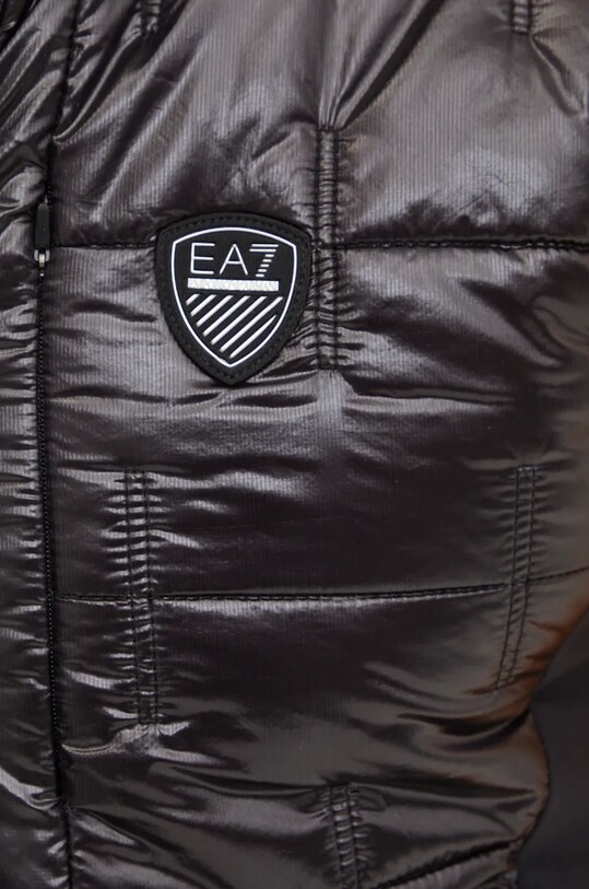 Спортивная безрукавка EA7 Emporio Armani Kitzbuhel LT Padded PNHTZ.6DPQ06.1200 чёрный