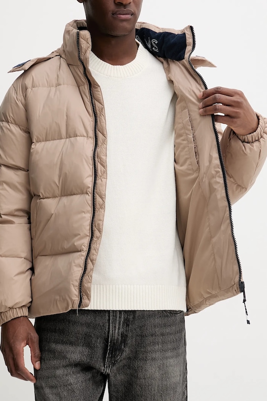 Пухено яке Tommy Jeans DM0DM19786
