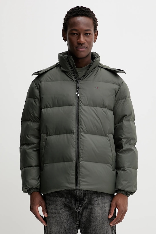 Páperová bunda Tommy Jeans zelená DM0DM19786