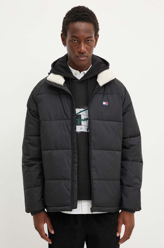 Tommy Jeans geaca cu captuseala negru DM0DM20003