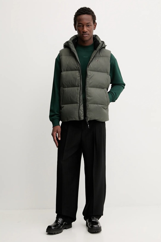 Péřová vesta Tommy Jeans DM0DM20465 zelená AW25