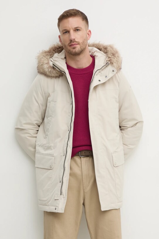 Яке Geox с изолация бежов M4628F.T3148.F1616