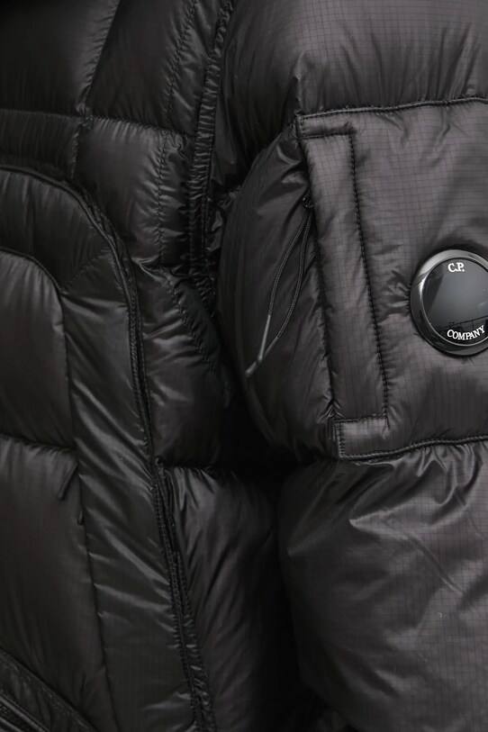 Páperová bunda C.P. Company 17CMOW206A006099A čierna
