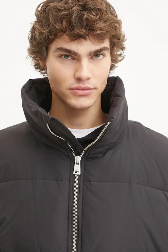 Études Studio gilet in piuma nero H24MMOUT713