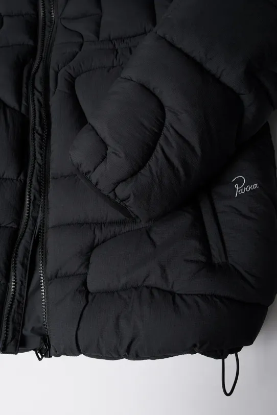 Oblečení Bunda by Parra Boring Village Puffer Jacket 52335. černá