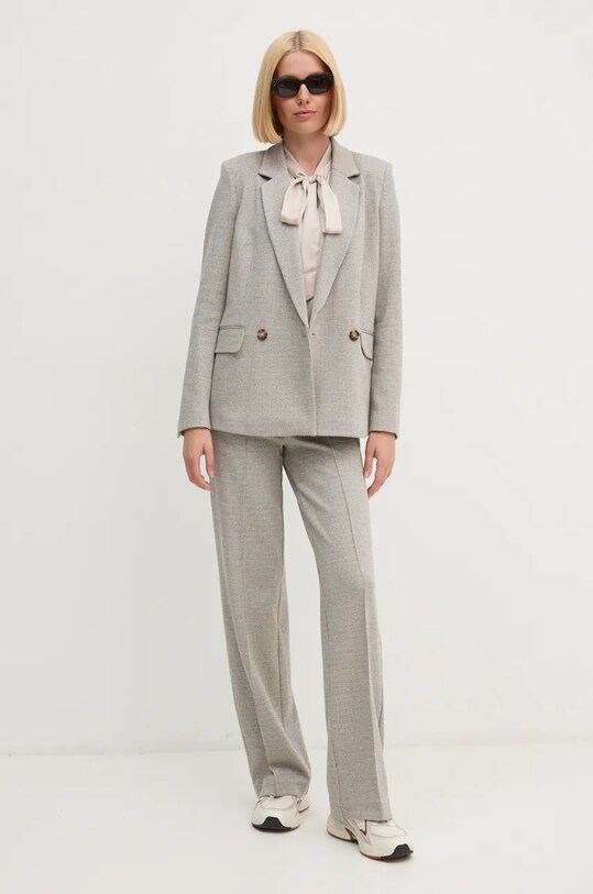 Сако OUI 89072 бежов AW24