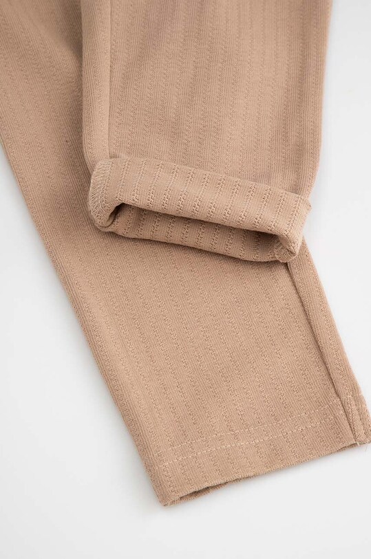 Detské bavlnené tepláky Coccodrillo béžová ZC4122102FBN