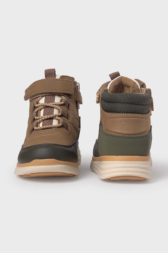 Băieți Mayoral sneakers pentru copii 44510.65A.Mini maro