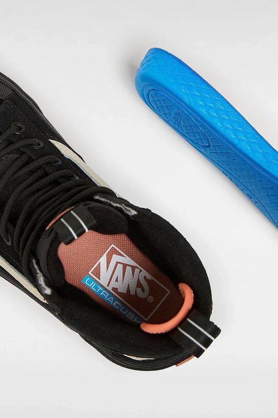 Vans tenisi MTE Sk8-Hi Waterproof VN000CVTBLK1 negru