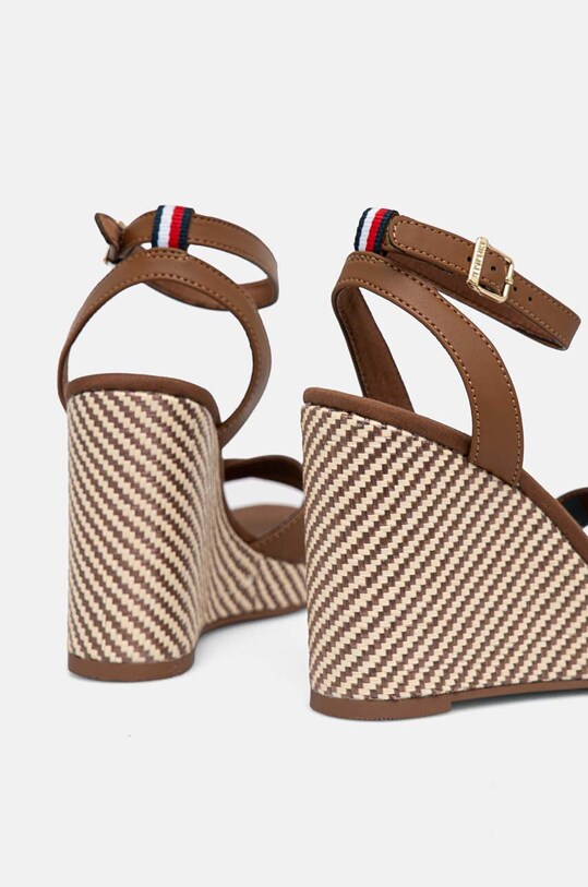 Tommy Hilfiger szandál IM RAFFIA SANDAL FW0FW08224 barna