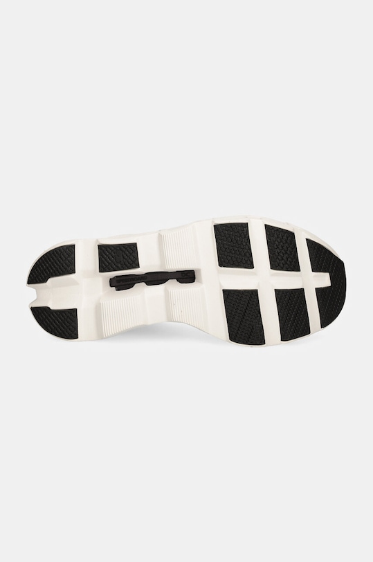 On shoes CloudmOnster 6198433 white