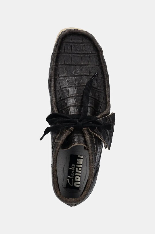 Kožené poltopánky Clarks Originals Wallabee Boot čierna 26179161