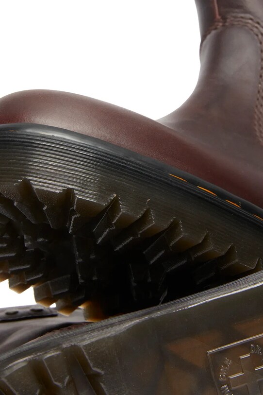 Δερμάτινες μπότες Dr. Martens Anistone Lo καφέ DM31880201