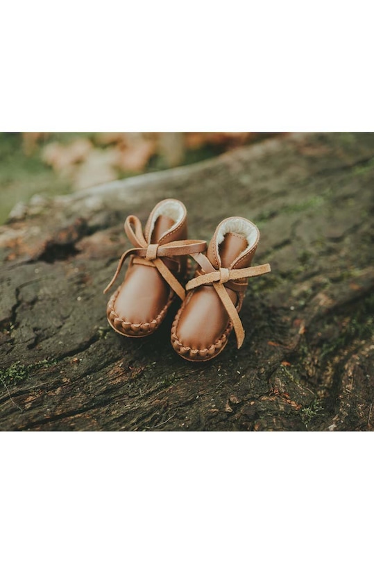 Шкіряні кросівки для немовлят Donsje Pina Classic Booties 1018200. коричневий