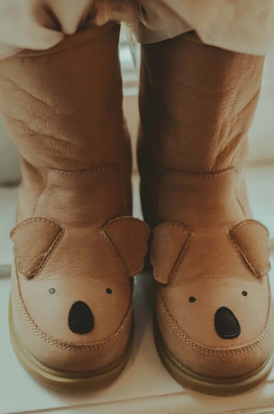 Детские кожаные зимние ботинки Donsje Wadudu Classic Boots Koala с утеплением бежевый 2022006.22.28