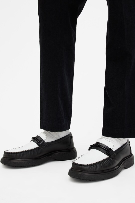 AllSaints mokasyny skórzane Gibbs Chain Loafer M011FB