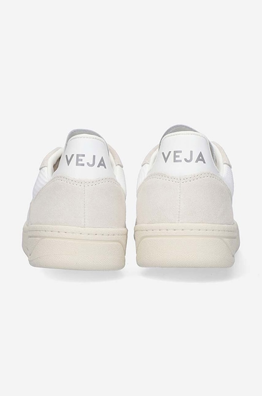 Кросівки Veja V-10 B-MESH VX0102499B білий