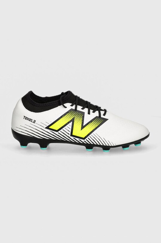 New Balance obuwie piłkarskie korki Tekela Magique Ag V4+ ST3AH45 biały AW24