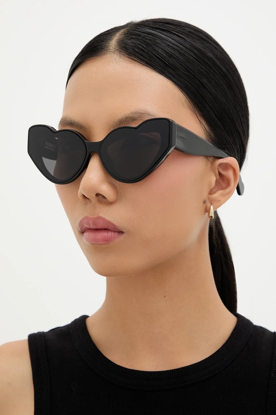 Солнцезащитные очки Fiorucci Heart кошачий глаз чёрный U01FPASU133AC03BK01