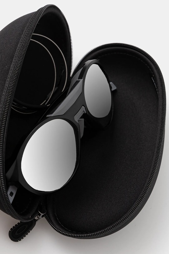Солнцезащитные очки Oakley Clifden чёрный OO9440