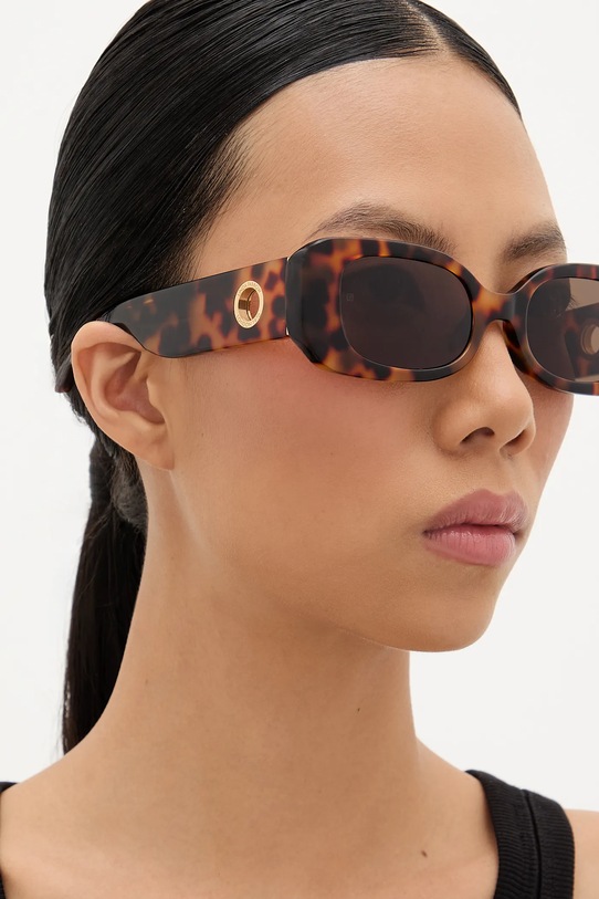 Солнцезащитные очки LINDA FARROW LOLA LFL1117C2SUN