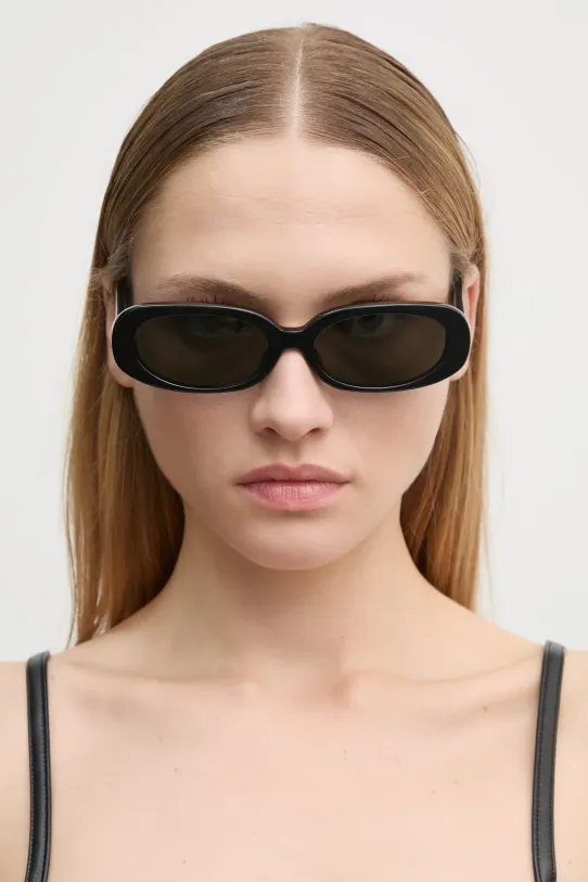 Солнцезащитные очки LINDA FARROW CARA круглые чёрный LFL1252C1SUN