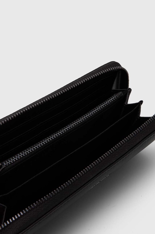 Peněženka Calvin Klein černá K60K612199