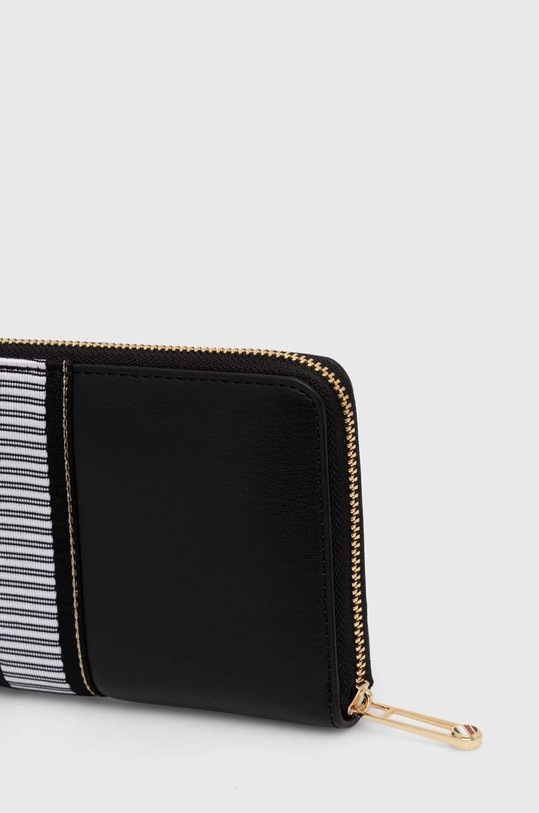 Novčanik Tommy Hilfiger AW0AW16339 crna AW24