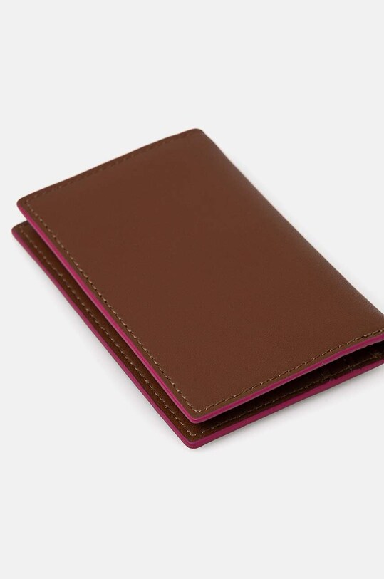 Guess etui na karty skórzane RW1654.P4301 brązowy AW24