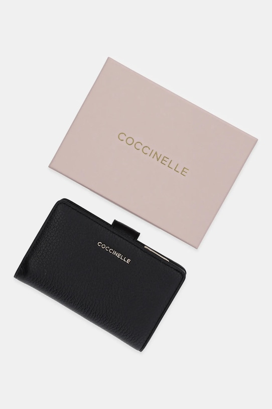 Шкіряний гаманець Coccinelle E2.MW5.11.E7.01 чорний