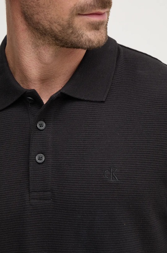 Памучна тениска с яка Calvin Klein Jeans J30J326619 черен