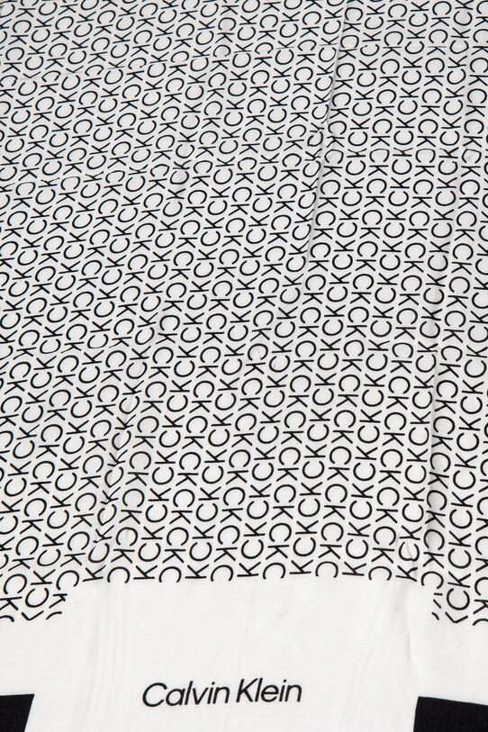 Платок Calvin Klein K60K612706 белый SS25