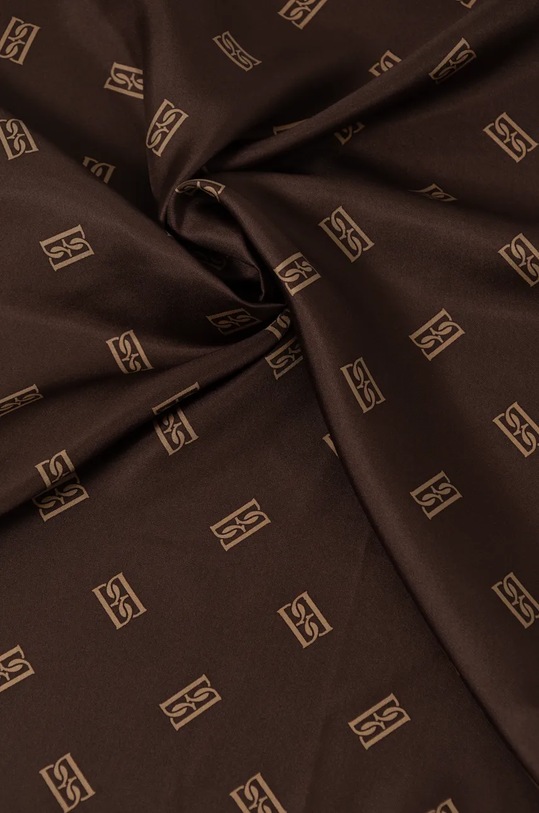 Doplňky Hedvábný šátek By Malene Birger MONNAS Q70130020 hnědá