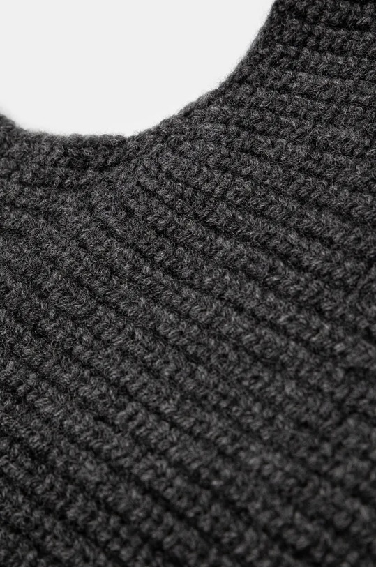 Шерстяной капор A.P.C. cagoule sacha WVBBR.M25070 серый AW24