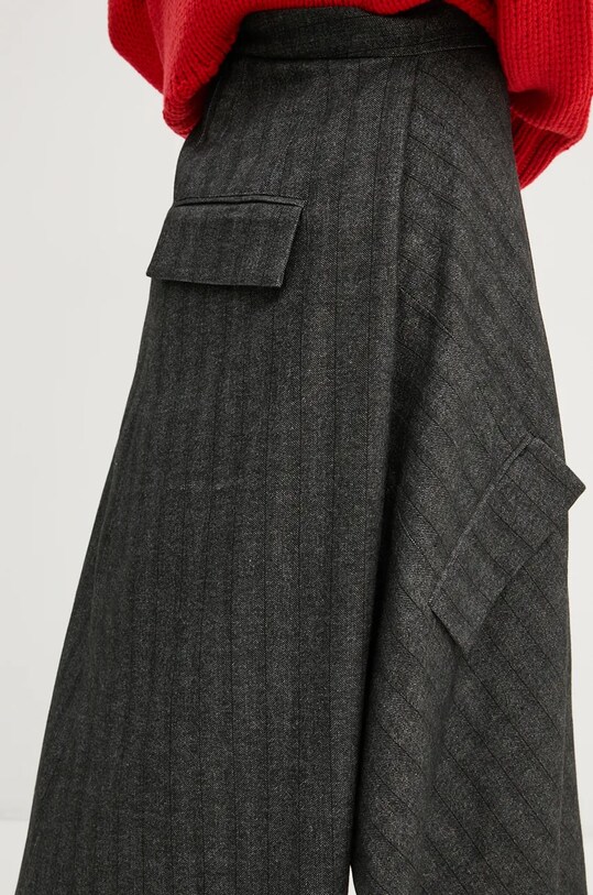 Oblečenie Sukňa Remain Striped Draped 502080000 sivá