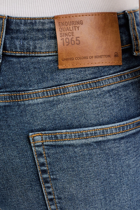 United Colors of Benetton jeansy flare damskie granatowy 4OTADE010