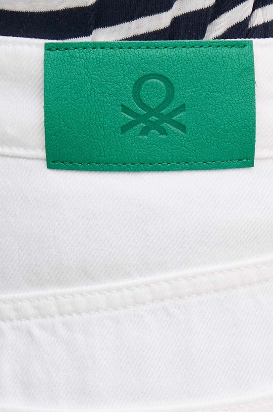 Rifle United Colors of Benetton biela 4LYXDE00I