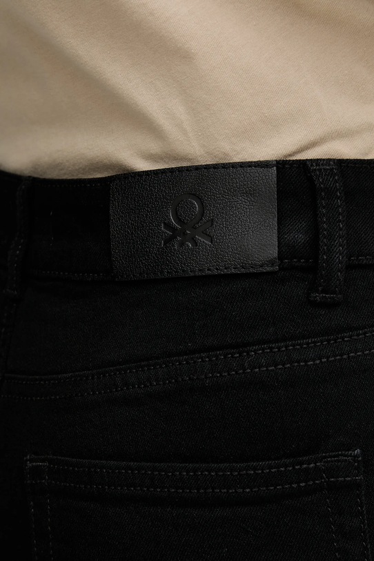 Джинсы United Colors of Benetton чёрный 4OTADE00F