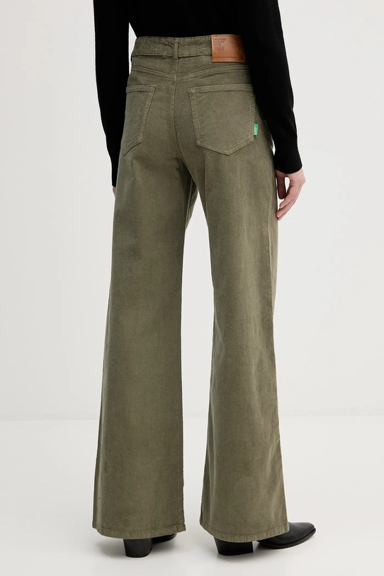 Odzież United Colors of Benetton spodnie 41ULDE029 zielony