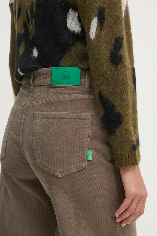 United Colors of Benetton pantaloni verde 41ULDE029