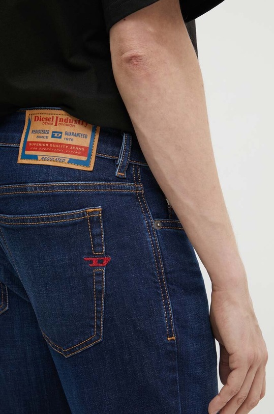 Джинсы Diesel 1979 SLEENKER тёмно-синий A03594.09J17