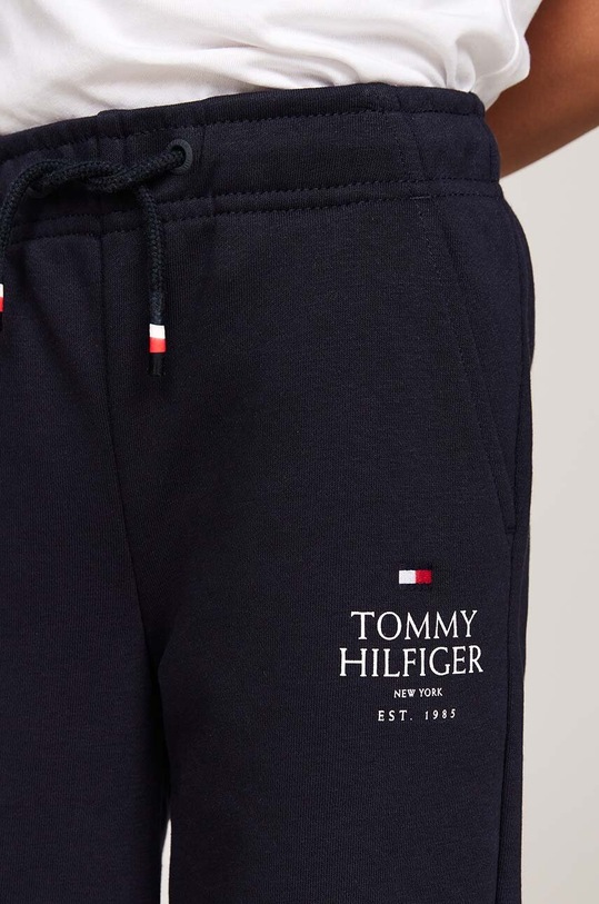 Dětské tepláky Tommy Hilfiger TH LOGO PUFF PRINT námořnická modř KB0KB09244.9BYH.128.176