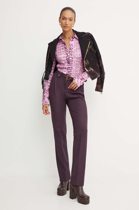 Брюки Versace Jeans Couture 77HAA117.N0394 фиолетовой AW24