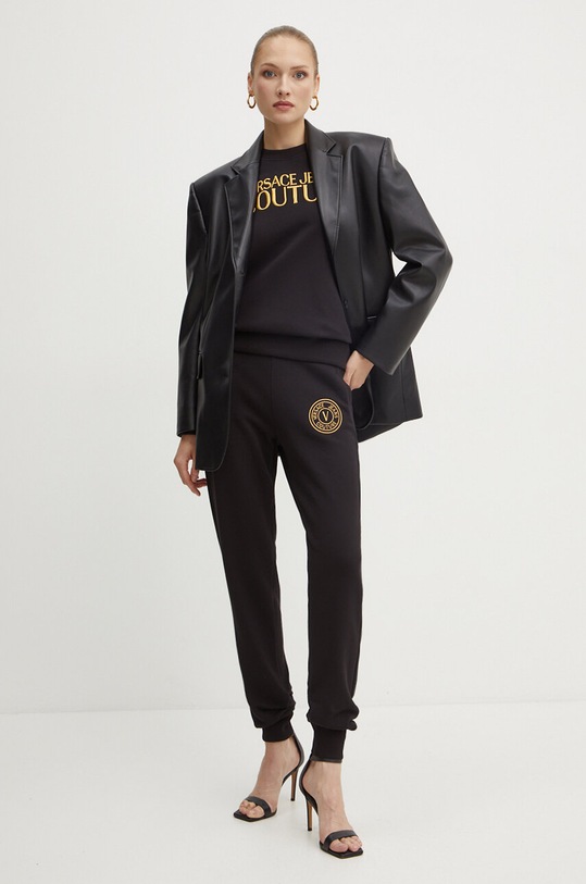 Bavlnené tepláky Versace Jeans Couture 77HAAT00.CF01T čierna AW24
