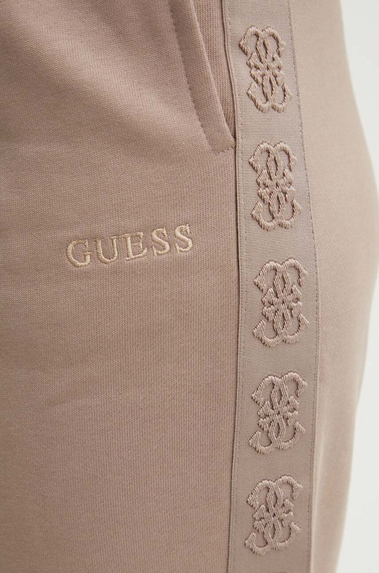 Памучен спортен панталон Guess STACIE бежов V4BB00.KC5O0