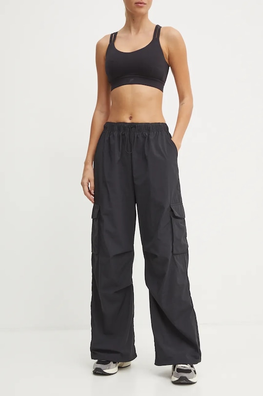 New Balance pantaloni panza negru WP43534BK