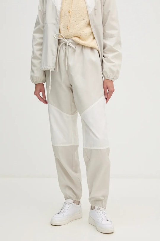 Lacoste pantaloni de trening panza bej XF3248