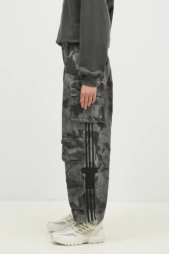 Хлопковые брюки adidas Originals Xxl Cargo Pant IW5537 серый AW24