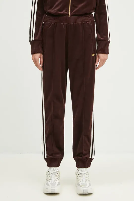 Tepláky adidas Originals Velvet Track Pant hladký hnědá IX0962